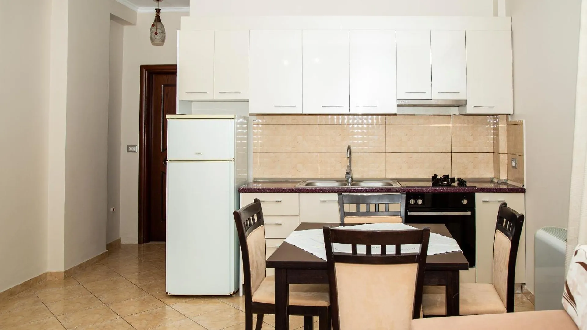 Vila Florika Hotel Borsh Apartmanhotel