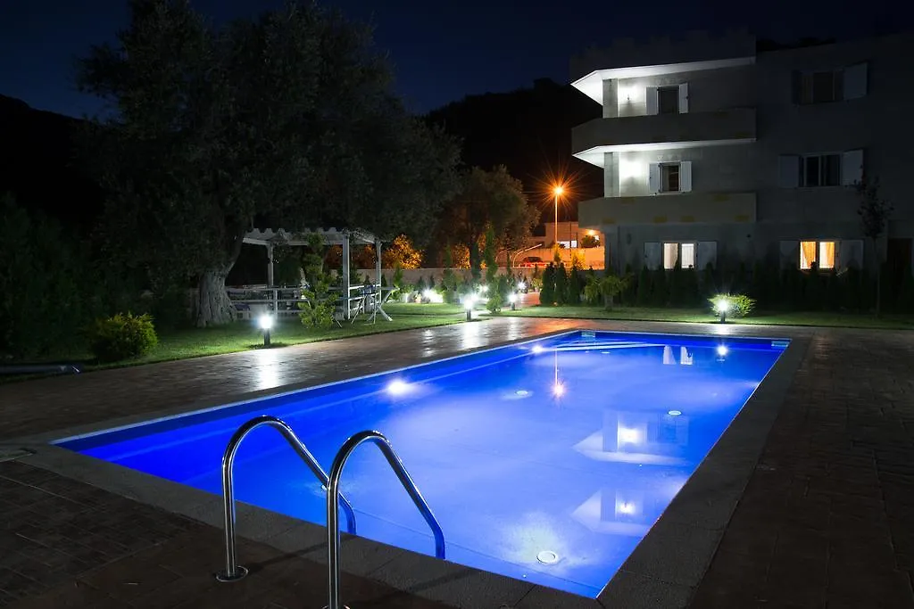 בורש Vila Florika Hotel 4*,