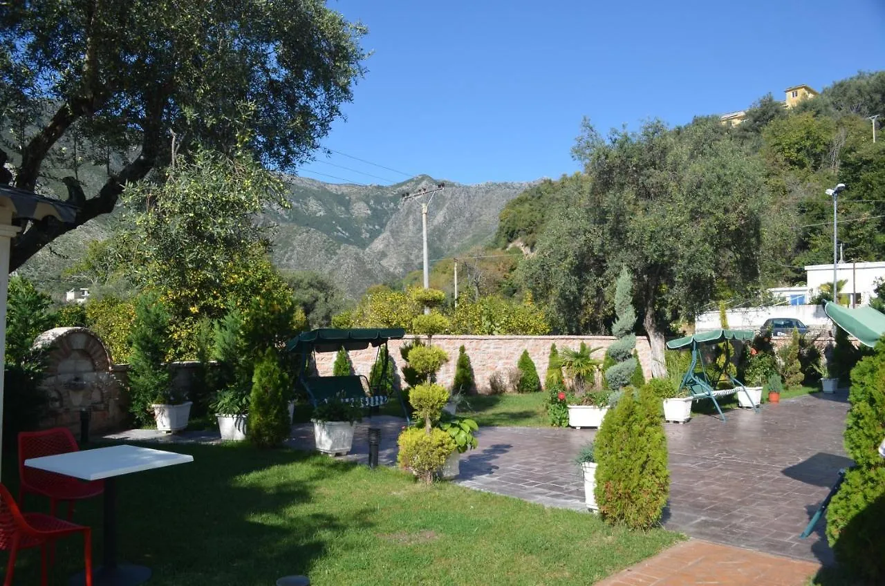 Vila Florika Hotel Borsh Ξενοδοχείο με διαμερίσματα